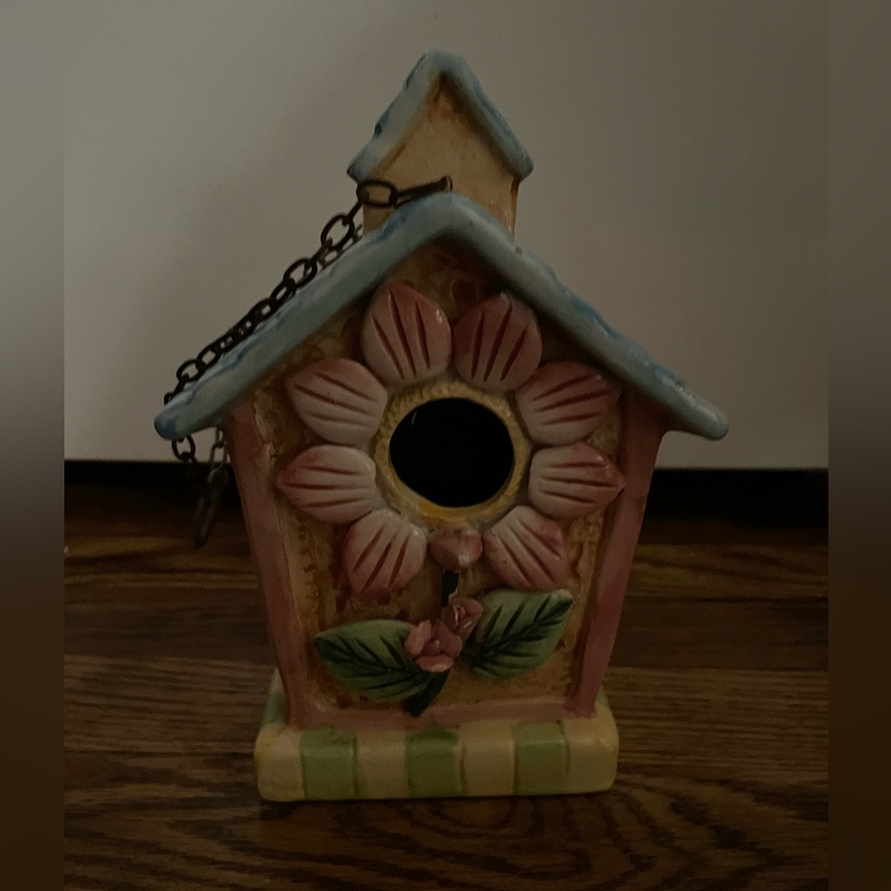 FLOWER BIRD HOUSE